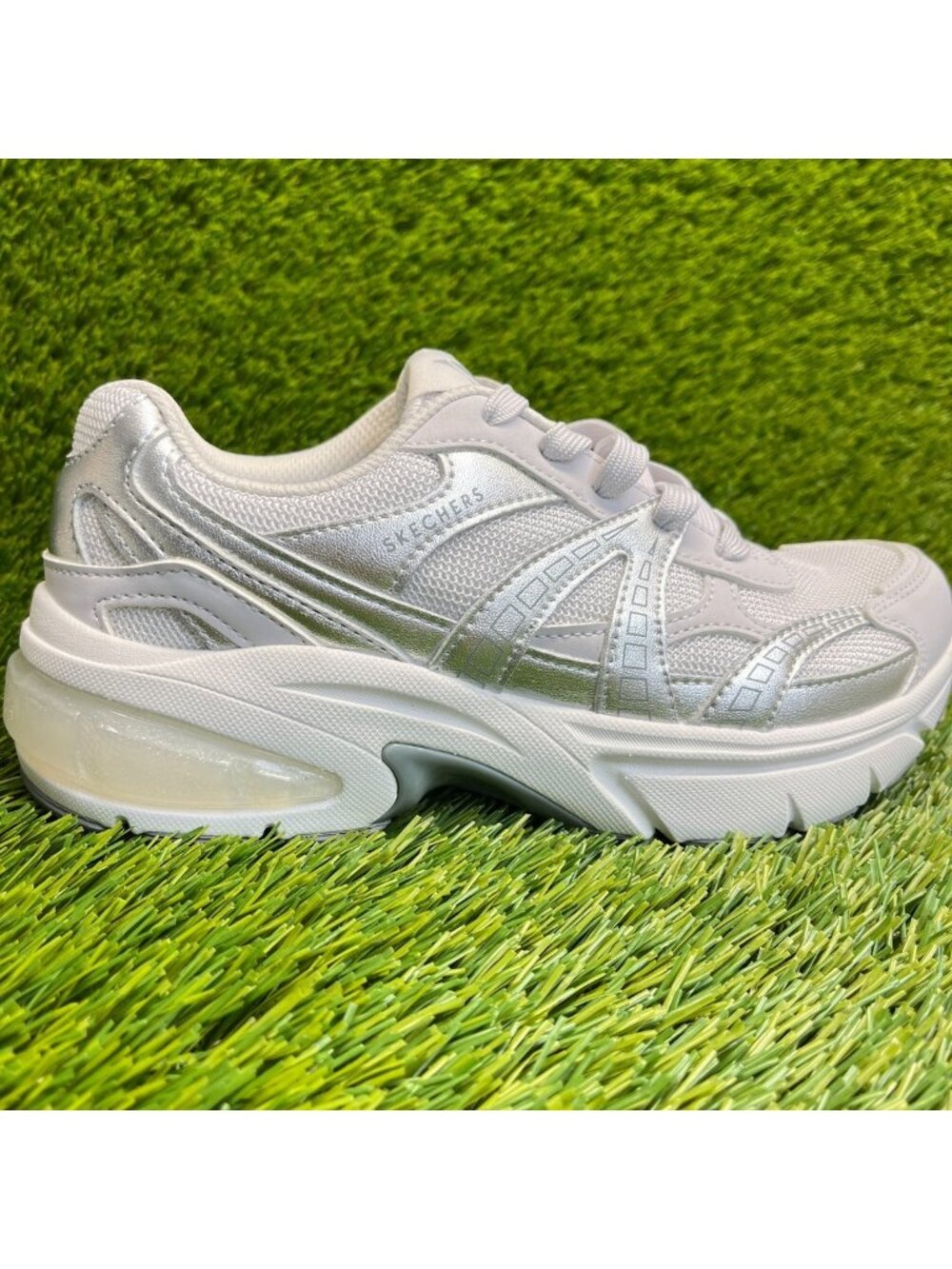 Skechers Shadow Stellar 90 Womens Size 6 Gray Athletic Running Shoes Sneakers